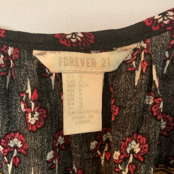 Off the shoulder shirt - Picture 2 of 2